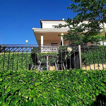 Casa Rural En Los Villares De