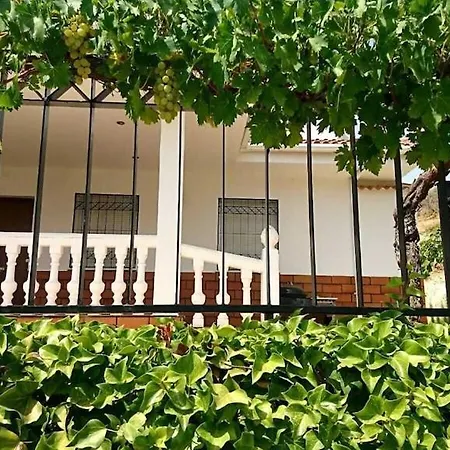 Casa Rural En Los Villares De Сasa de vacaciones *