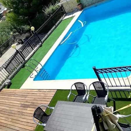 Casa Rural En Los Villares De Сasa de vacaciones